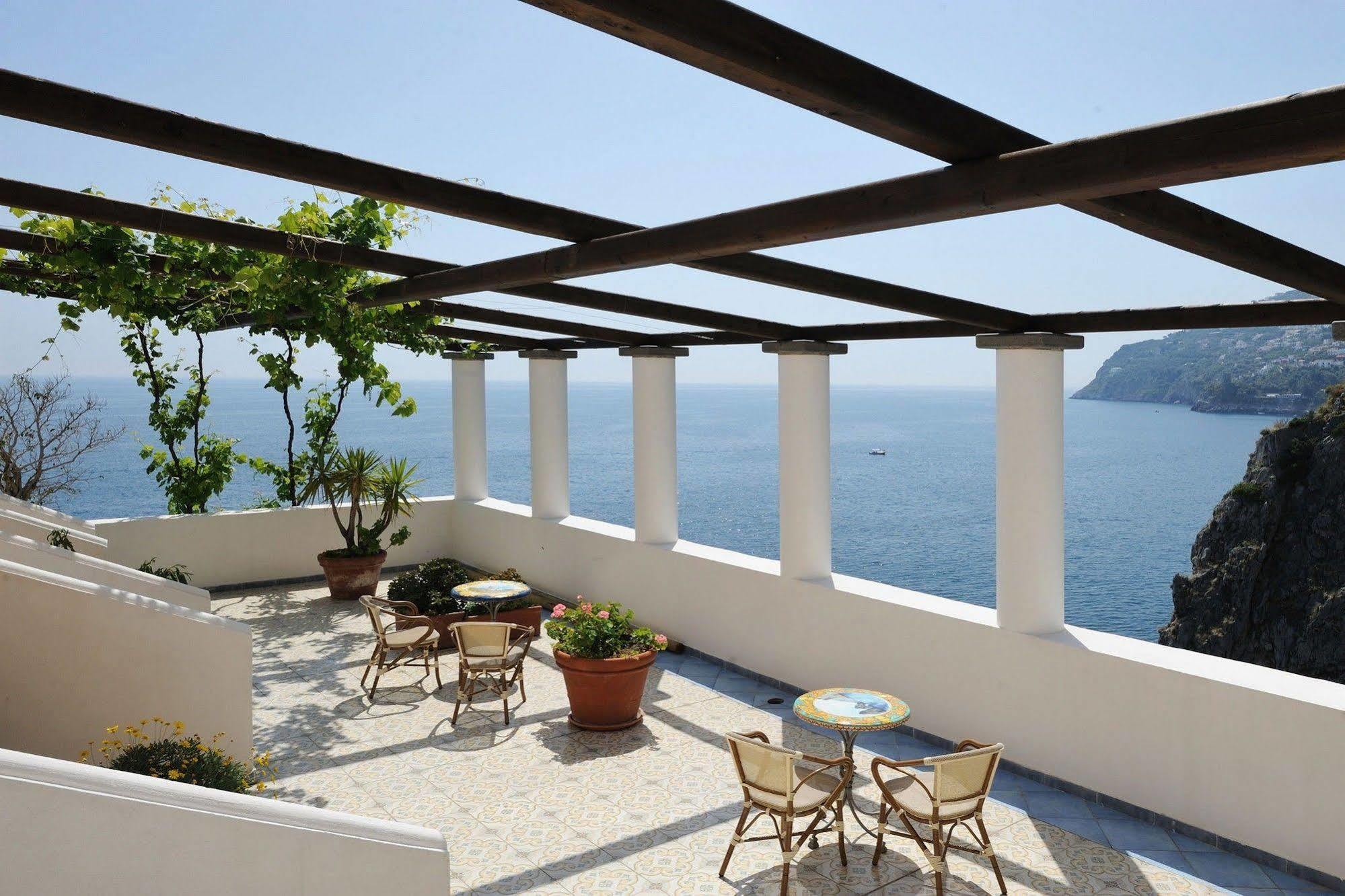 Hotel La Del Fiordo Furore